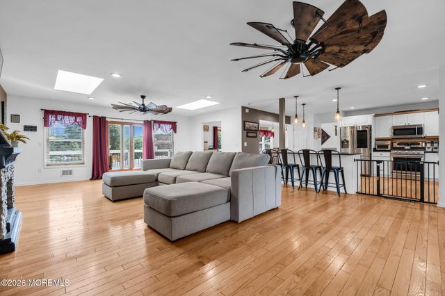 46 Cherry Bend Drive S, Howell, NJ 07731