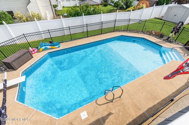 46 Cherry Bend Drive S, Howell, NJ 07731