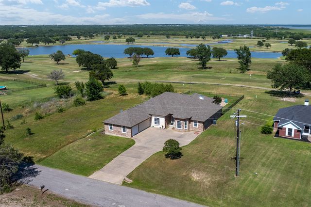 15401 County Road 4052, Kemp, TX 75143