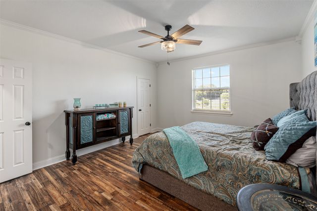 15401 County Road 4052, Kemp, TX 75143