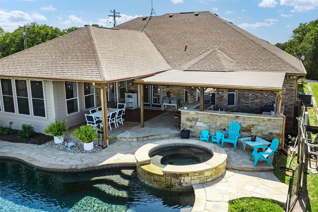 15401 County Road 4052, Kemp, TX 75143