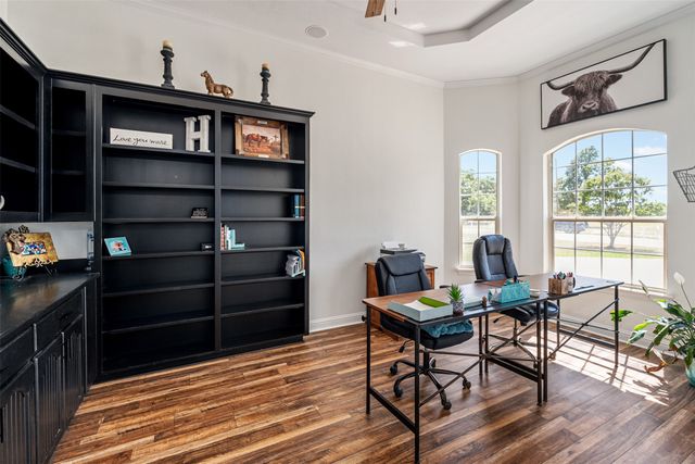 15401 County Road 4052, Kemp, TX 75143