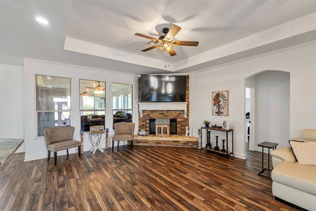 15401 County Road 4052, Kemp, TX 75143