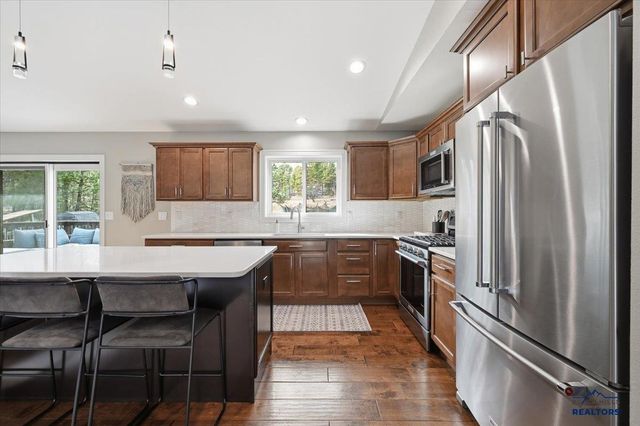 4029 WONDERLAND CT, Rapid City, SD 57702