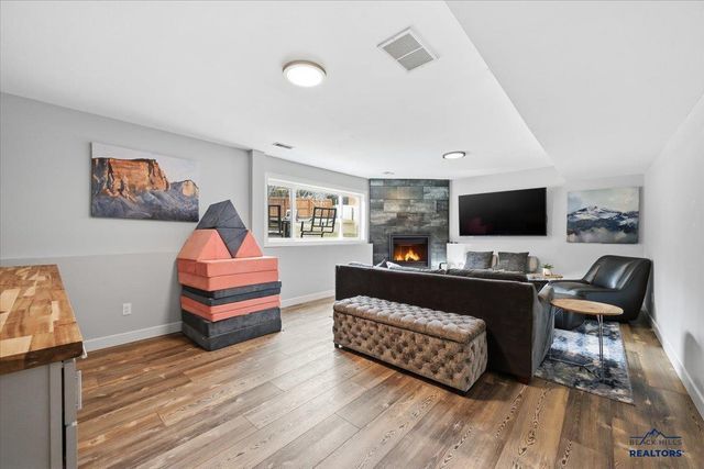 4029 WONDERLAND CT, Rapid City, SD 57702