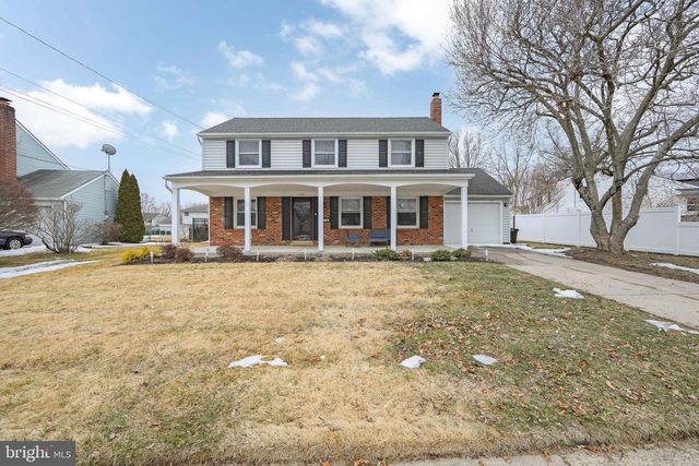 104 EVERGREEN RD, Stratford, NJ 08084