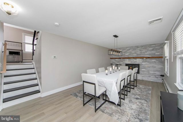 104 EVERGREEN RD, Stratford, NJ 08084