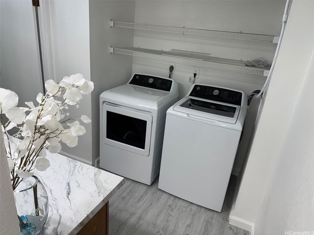 98-351 Koauka Loop C1706, Aiea, HI 96701