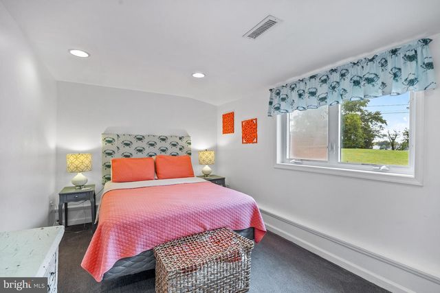 1211 DIXONA DR, Edgewater, MD 21037