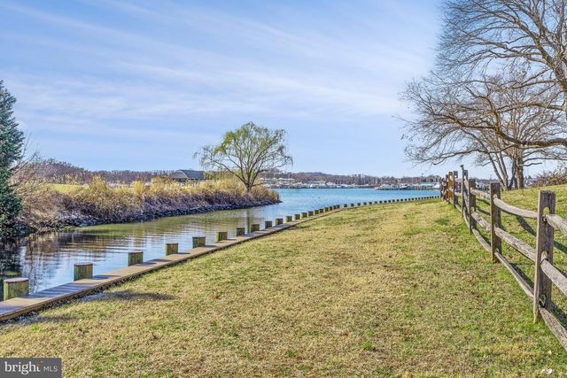 1211 DIXONA DR, Edgewater, MD 21037