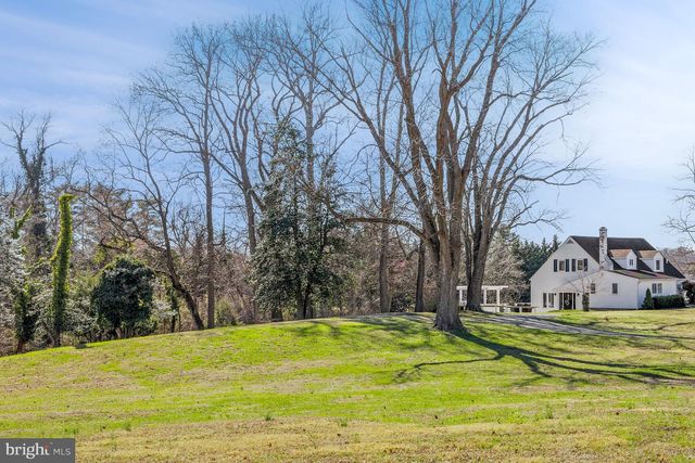 1211 DIXONA DR, Edgewater, MD 21037