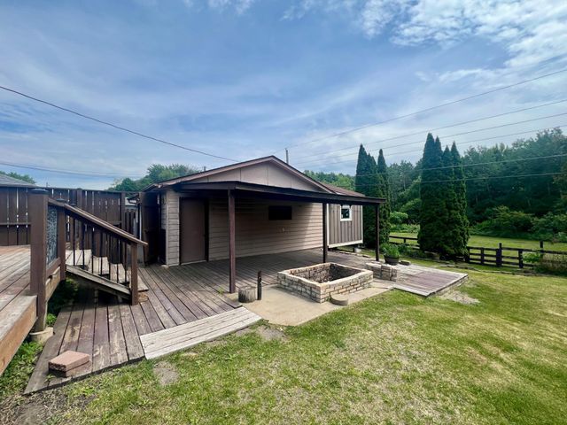 1532 121st Avenue NE, Blaine, MN 55449