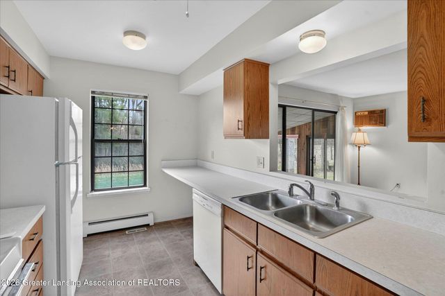 976 Riverview Court, Williamston, MI 48895