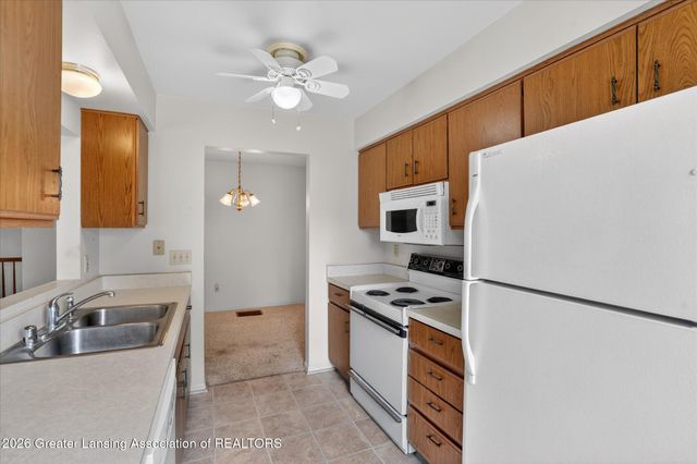 976 Riverview Court, Williamston, MI 48895