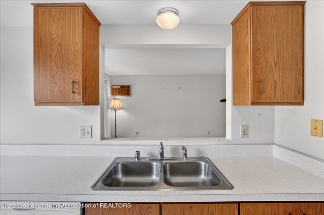 976 Riverview Court, Williamston, MI 48895