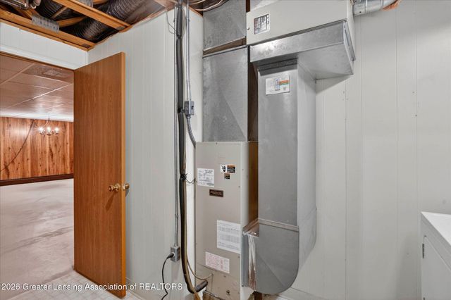 976 Riverview Court, Williamston, MI 48895