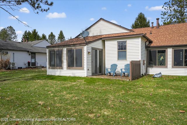 976 Riverview Court, Williamston, MI 48895