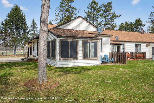 976 Riverview Court, Williamston, MI 48895