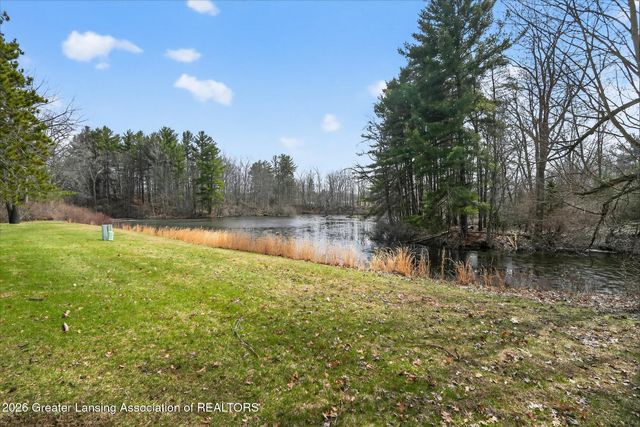 976 Riverview Court, Williamston, MI 48895