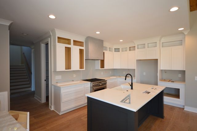 6227 Cedar Brooke Lane, Spring Hill, TN 37174