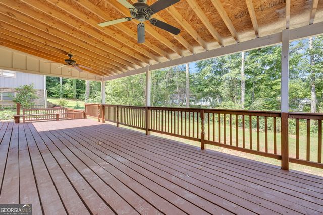 3775 Clubhouse Lane SE, Conyers, GA 30094
