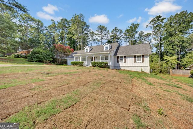 3775 Clubhouse Lane SE, Conyers, GA 30094