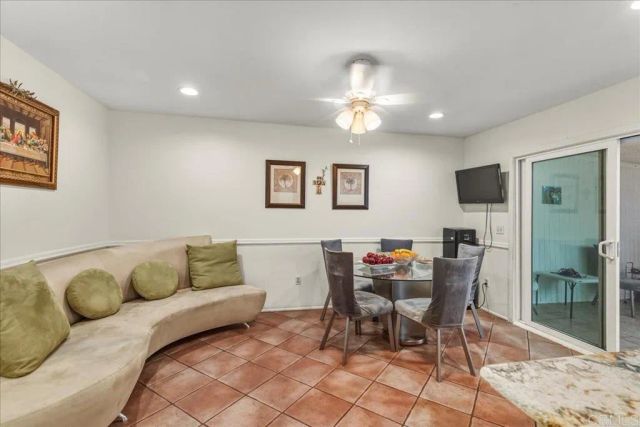 749 S Mollison Ave 27, El Cajon, CA 92020