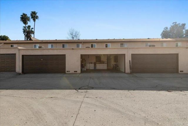 749 S Mollison Ave 27, El Cajon, CA 92020