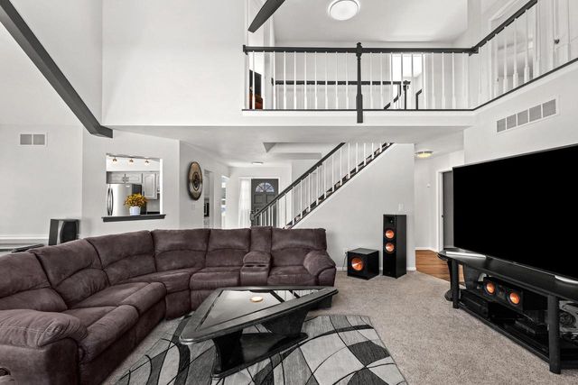 N53W15786 Creekwood CROSSING, Menomonee Falls, WI 53051