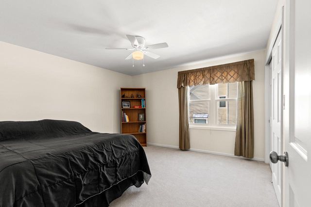 N53W15786 Creekwood CROSSING, Menomonee Falls, WI 53051