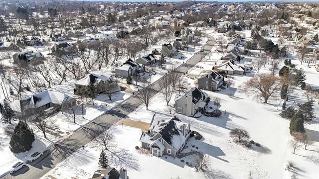 N53W15786 Creekwood CROSSING, Menomonee Falls, WI 53051