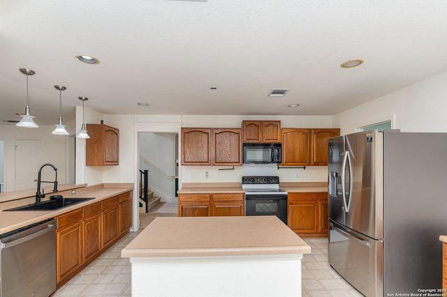 8503 Braun Path, San Antonio, TX 78254