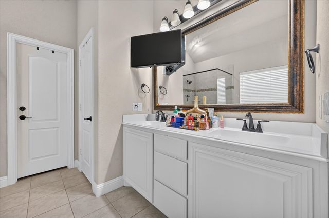 1908 Sunflower Drive, Glenn Heights, TX 75154