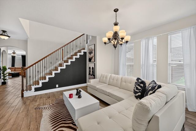 1908 Sunflower Drive, Glenn Heights, TX 75154