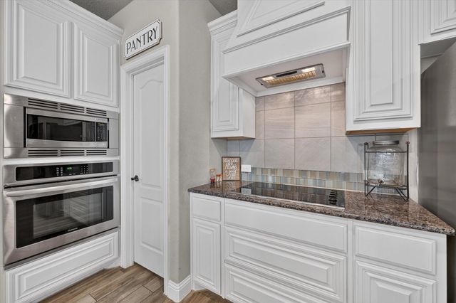 1908 Sunflower Drive, Glenn Heights, TX 75154