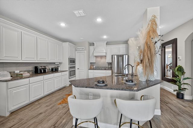 1908 Sunflower Drive, Glenn Heights, TX 75154