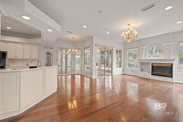 305 Clubhouse Drive, Fairhope, AL 36532