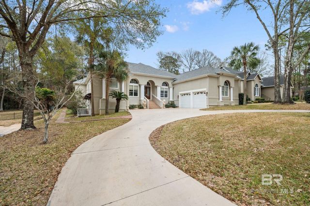 305 Clubhouse Drive, Fairhope, AL 36532