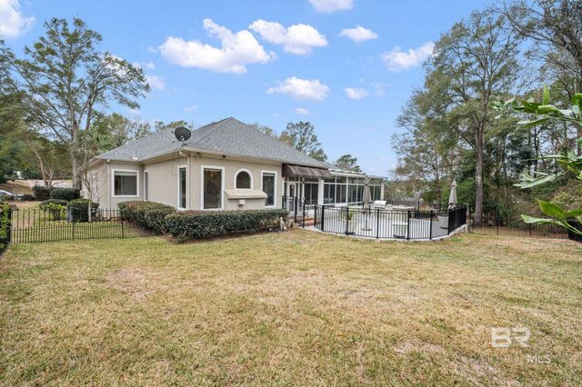 305 Clubhouse Drive, Fairhope, AL 36532