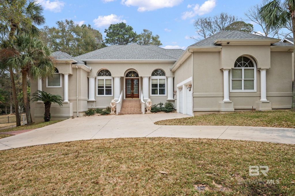 305 Clubhouse Drive, Fairhope, AL 36532