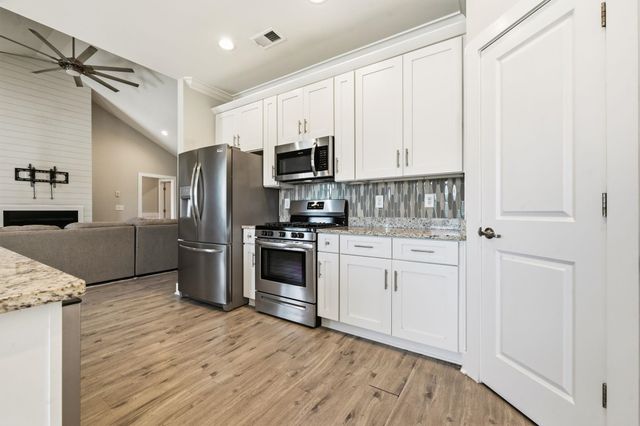 643 Belmont Dr., Conway, SC 29526