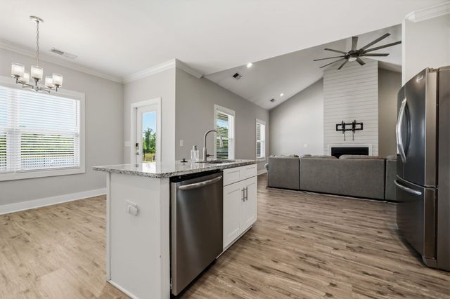 643 Belmont Dr., Conway, SC 29526