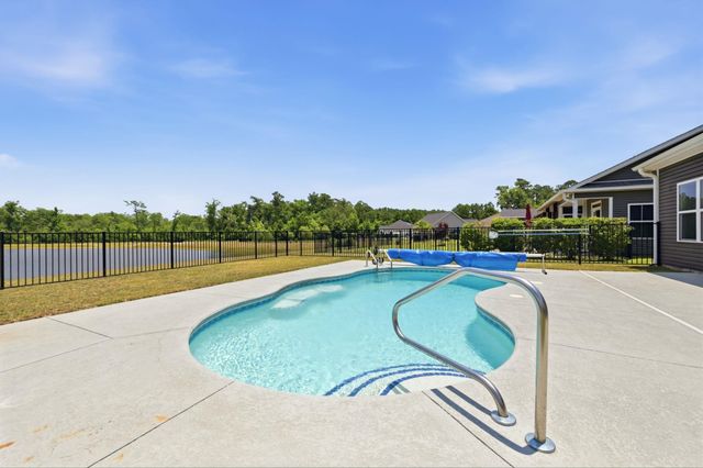 643 Belmont Dr., Conway, SC 29526