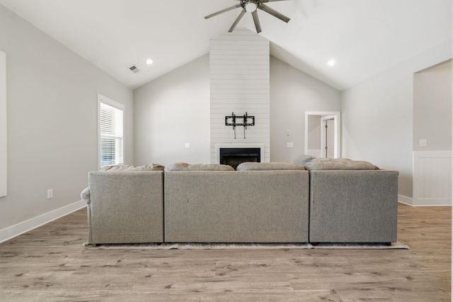 643 Belmont Dr., Conway, SC 29526