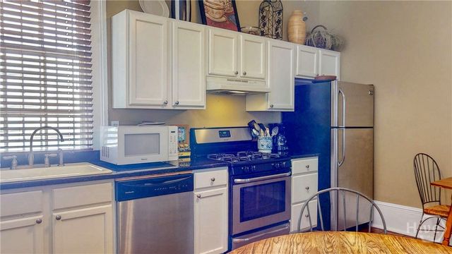 251 East Broad Street 4, Savannah, GA 31401