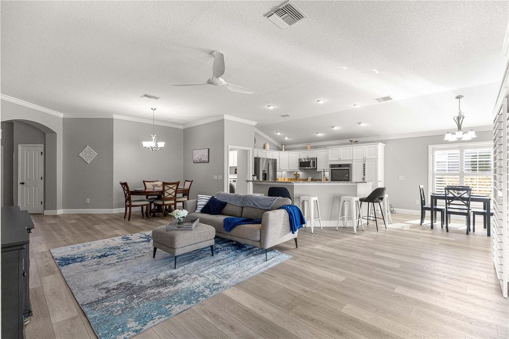 Image 14 of property listing at 3976 IRONWOOD LANE, The Villages, FL 32163