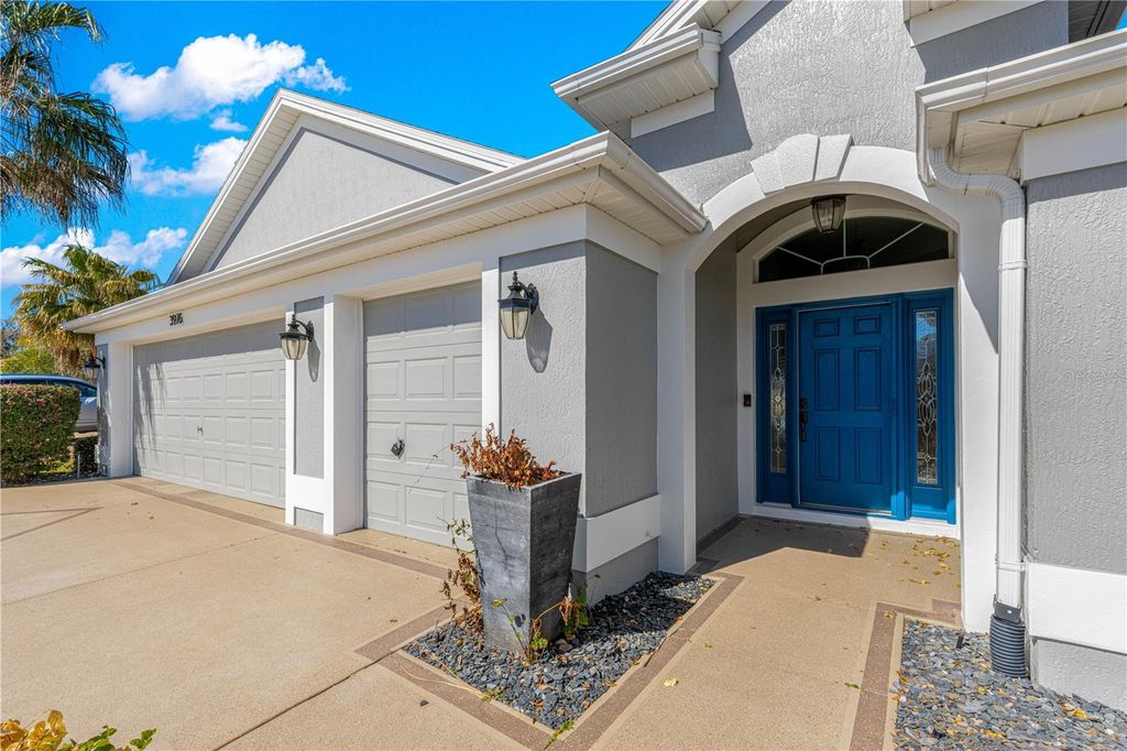 Image 5 of property listing at 3976 IRONWOOD LANE, The Villages, FL 32163