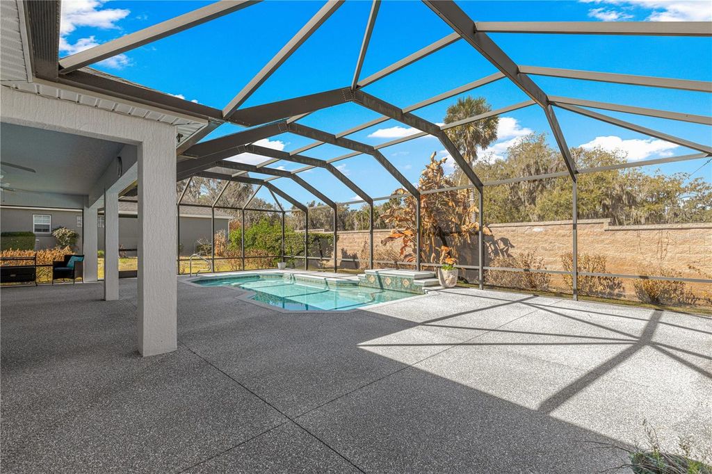 Image 49 of property listing at 3976 IRONWOOD LANE, The Villages, FL 32163