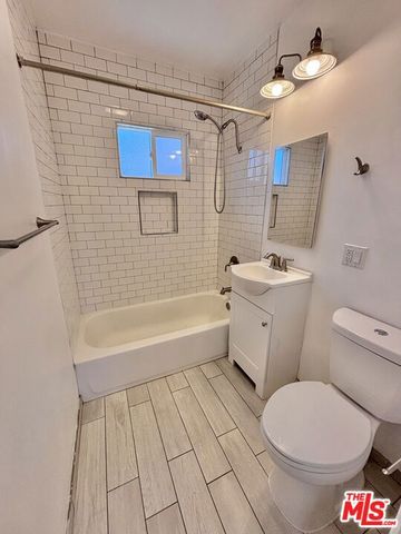 3774 S Gramercy Place, Los Angeles, CA 90018