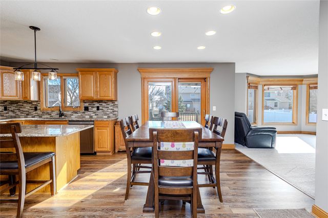 14312 Brookshire Drive, Urbandale, IA 50323